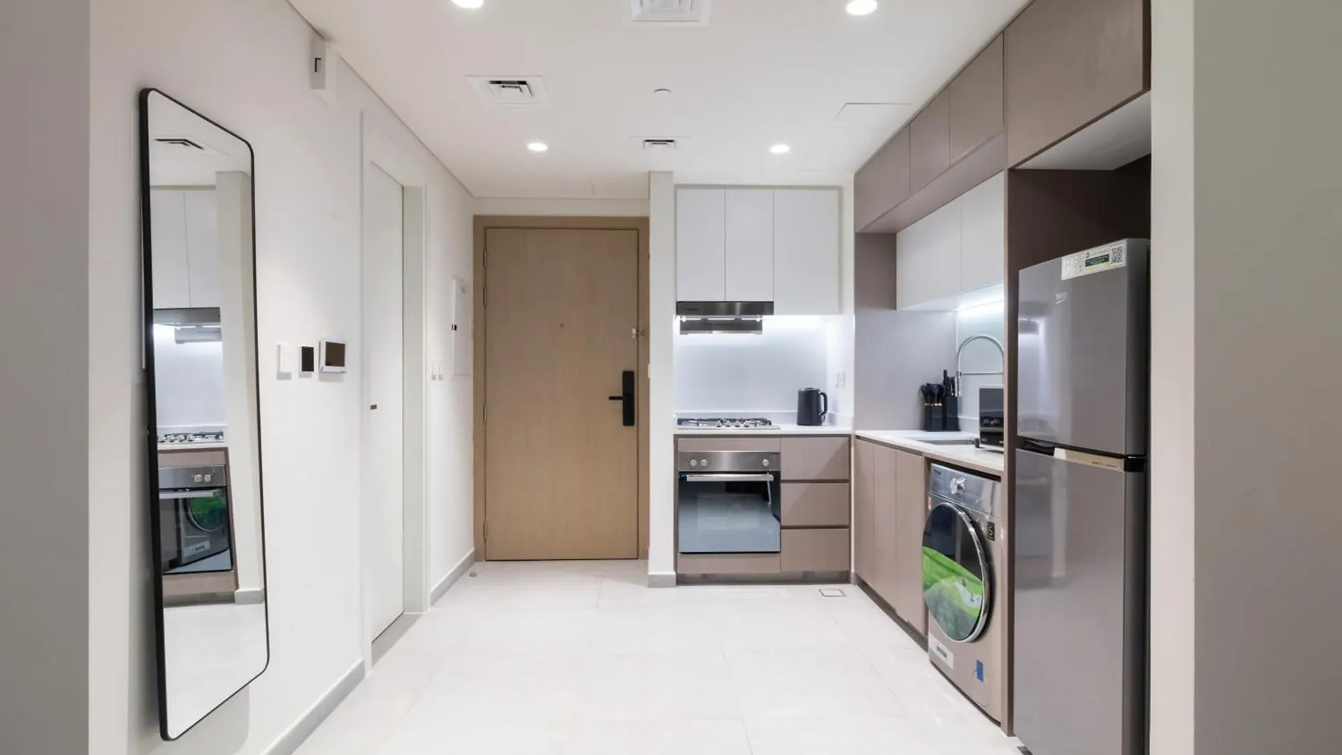 Apartment Sahab - Hermes Leather Home Sharjah
